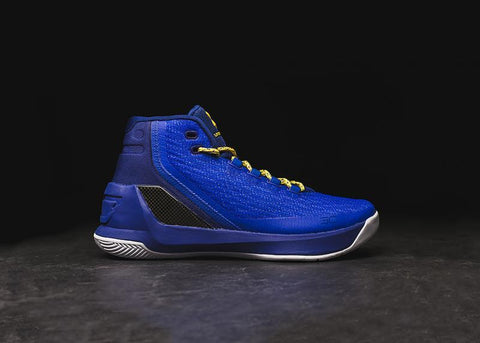 UNDER ARMOUR - Men - Curry 3 - Royal Family