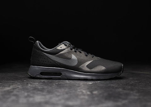 NIKE - Men - Air Max Tavas - Black/Anthracite