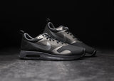 NIKE - Men - Air Max Tavas - Black/Anthracite