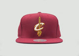 MITCHELL & NESS - Men - Cleveland Caveliers Solid Snapback - Burgundy/White