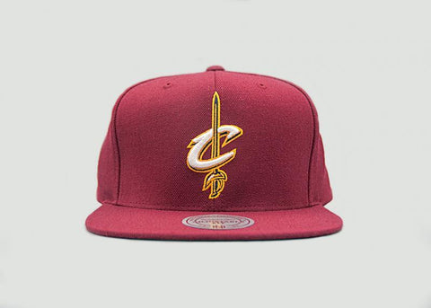 MITCHELL & NESS - Men - Cleveland Caveliers Solid Snapback - Burgundy/White