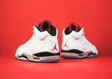 JORDAN - Men - Retro 5 - White/Red/Black
