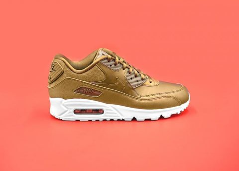 NIKE - Women - W Air Max 90 - Metallic Gold/White