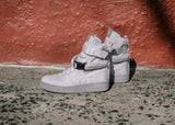 NIKE - Women - W SF Air Force 1  - Grey