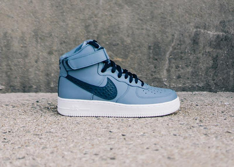 NIKE - Men - Air Force 1 High LV8 - Ash Blue/White