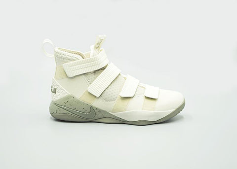 NIKE - Men - Lebron Solider 11 - Light Bone/Black