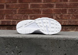 NIKE - Men - Air Huarache - Obsidian/White/Pure Platinum