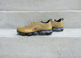 NIKE - Men - Air VaporMax 97 - Metallic Gold/Red
